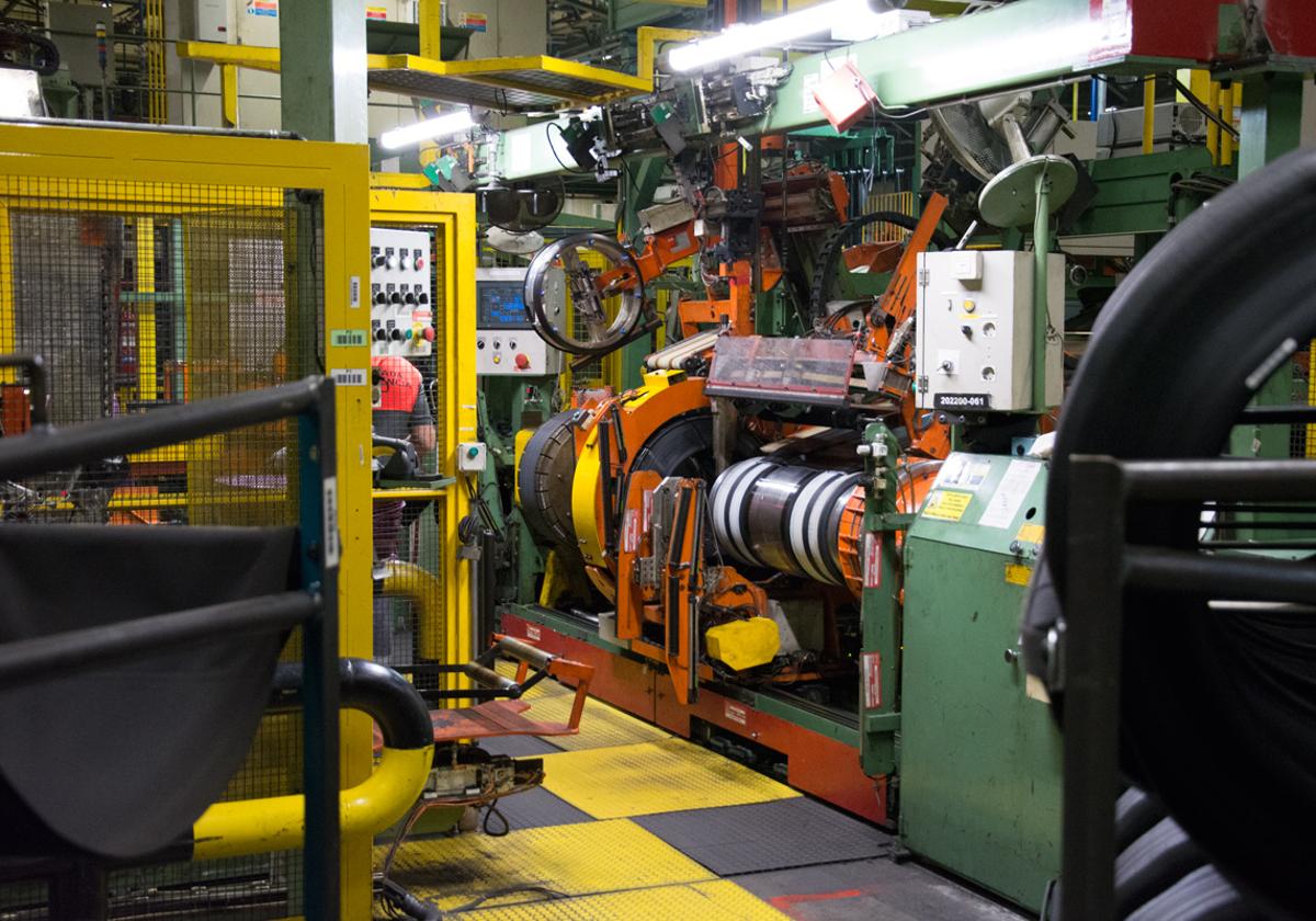 Interior de la factoría de Bridgestone.