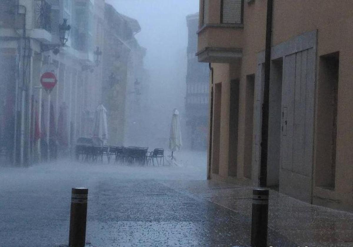 Tromba de agua en Briviesca esta semana.