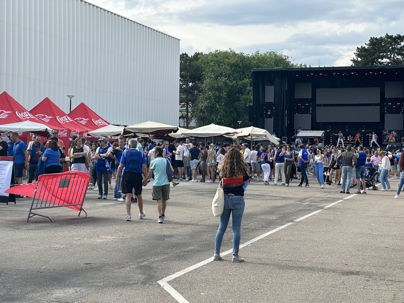 Ambientazo en la previa de la final entre Zunder Palencia y Hereda San Pablo