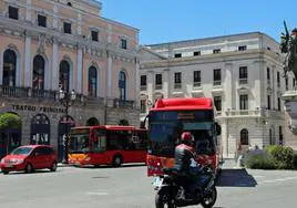 Los autobuses urbanos de Burgos cuentan con servicios adicionales para los Sampedros.