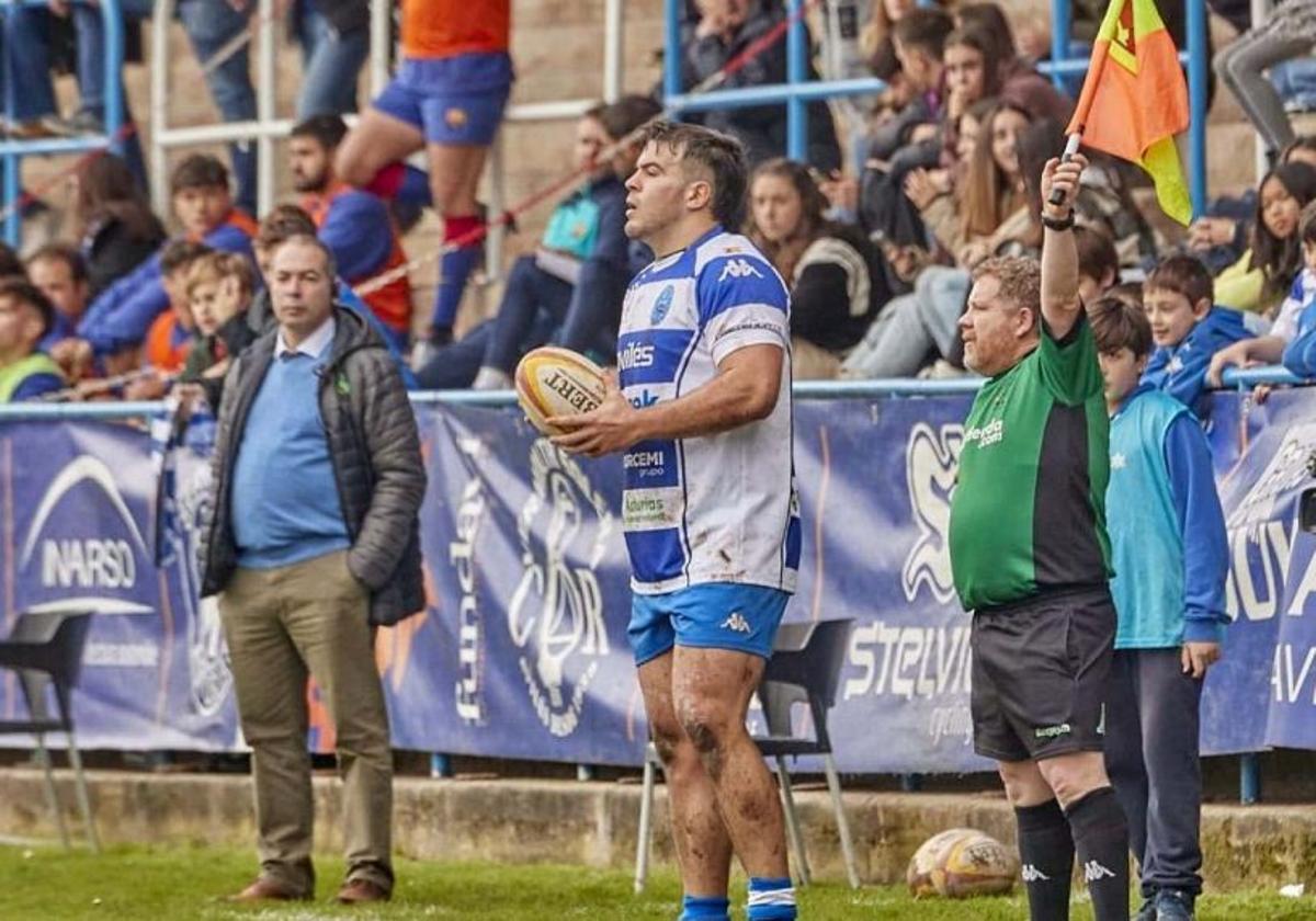 Tomás Domínguez 'Toffa' con la camiseta del Pasek Belenos.