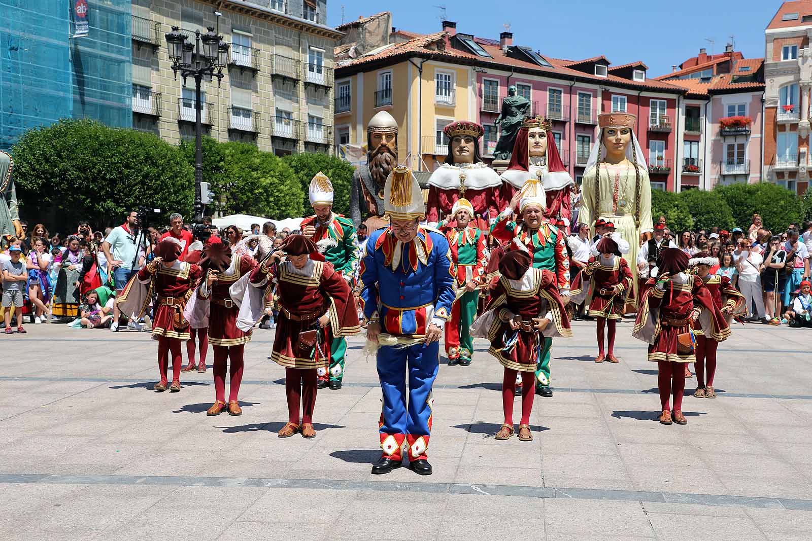 Bailes y tradiciones en los Sampedros