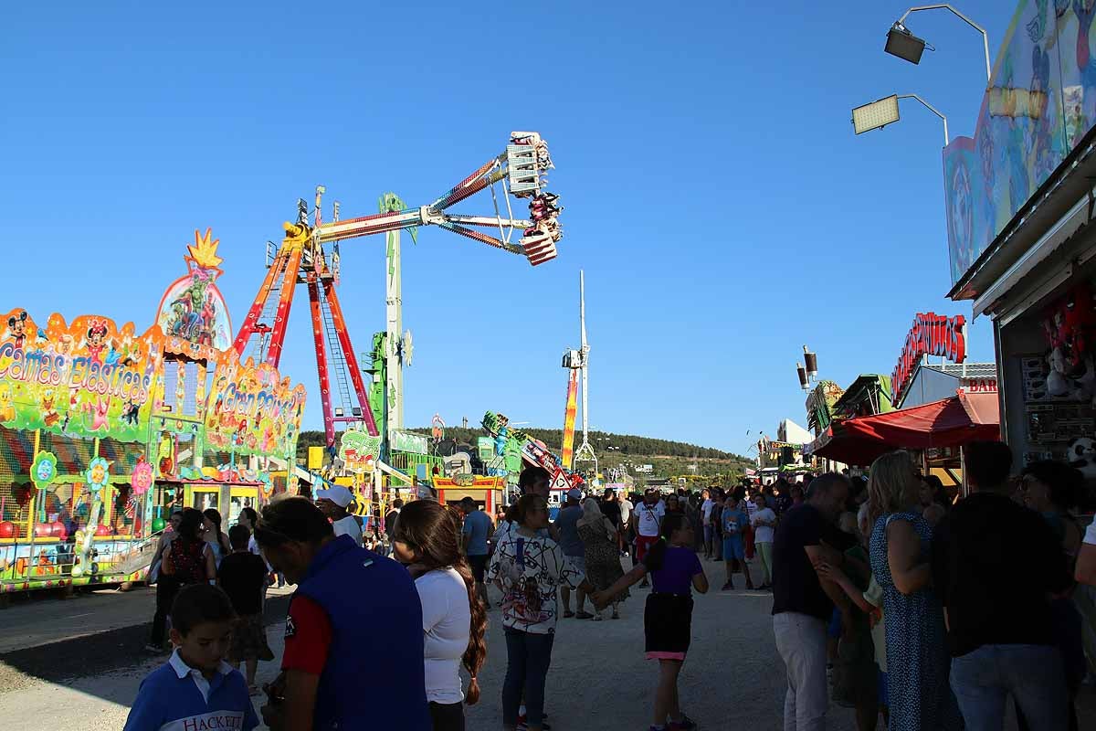 Los feriantes se vuelven a quejar de unos Sampedros «flojos» debido a la ubicación