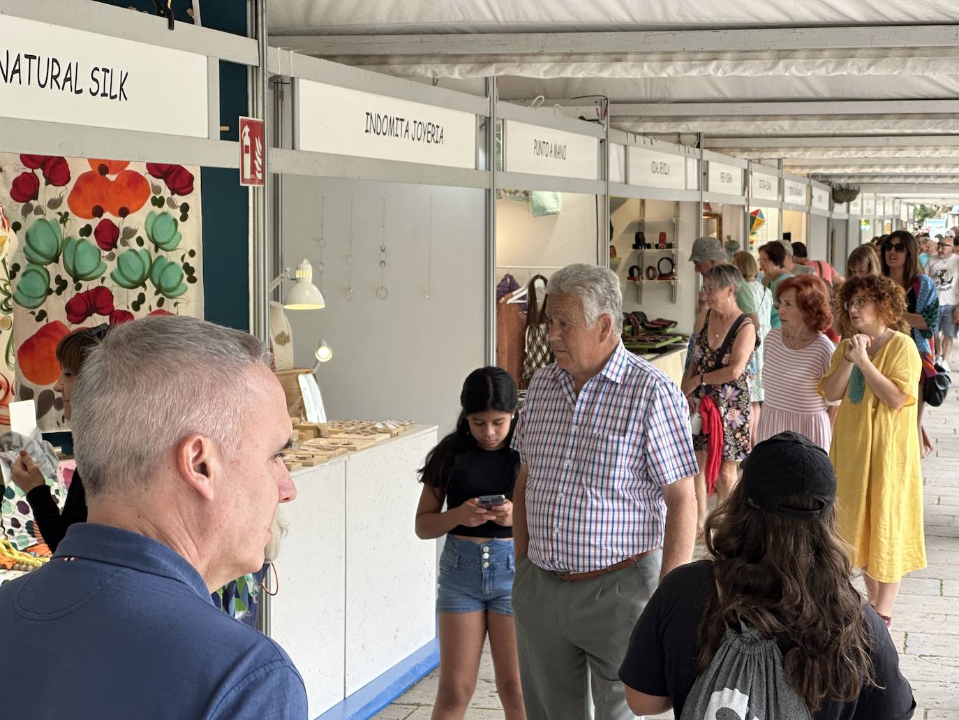 44 artesanos muestran sus trabajos en la Feria Nacional de Oficios Artesanos de Burgos
