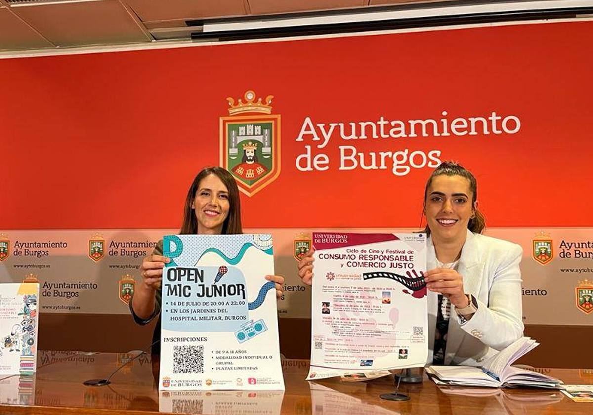 La directora del Centro de Cooperación y Acción Solidaria de la UBU, Sara Gutiérrez, junto a la concejala Andrea Ballesteros.