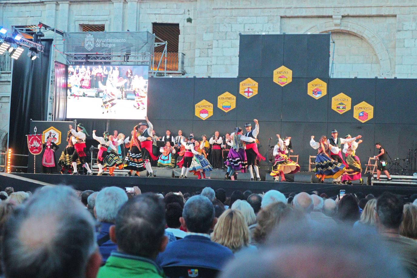 El Festival Internacional de Folclore de Burgos en imágenes