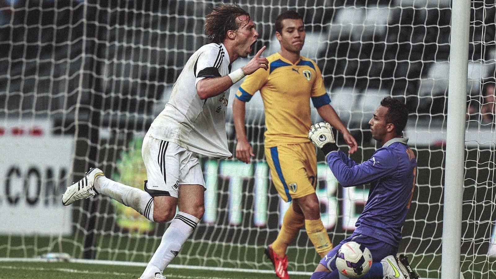 Michu celebra un gol con el Swansea City.