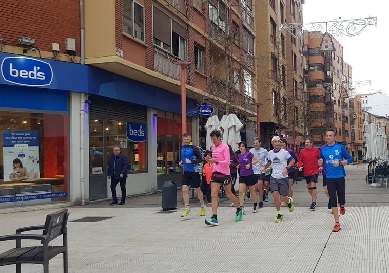 En diciembre Magaldi aceptó el reto de correr 'de sol a sol' para visibilizar el Síndrome de Dravet