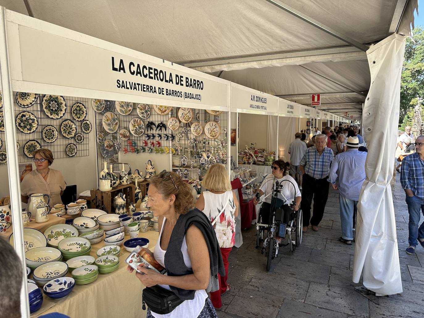 La cerámica, protagonista en el Paseo del Espolón de Burgos