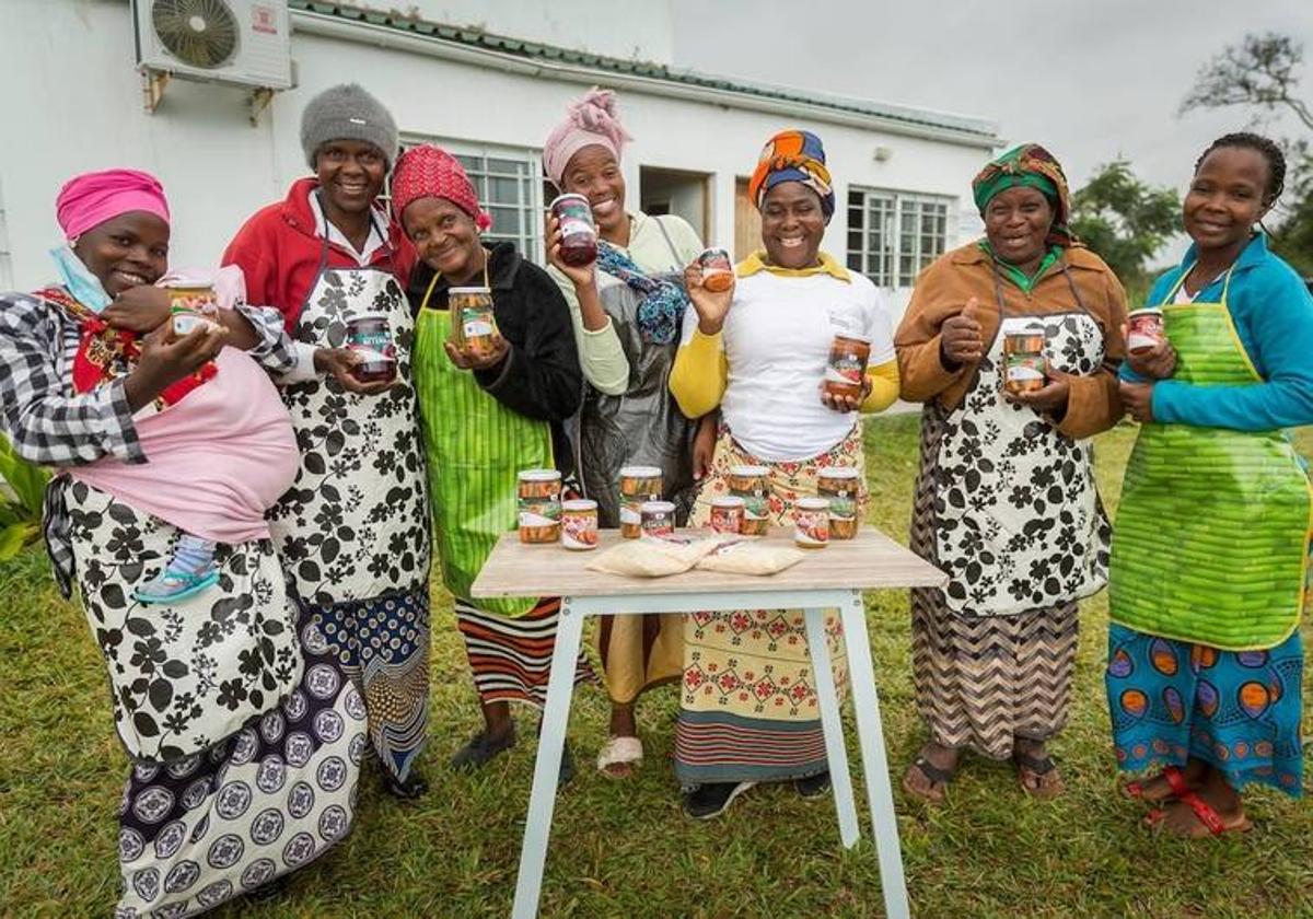 Fundación 'la Caixa' impulsa la creación de 4.500 puestos de trabajo Mozambique.