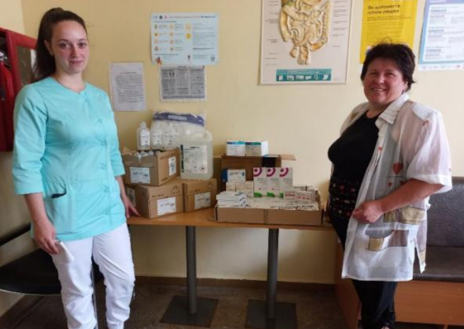 Imagen secundaria 1 - Pacientes de cuidados paliativos y sanitarias del departamento terapéutico del Hospital de Horodnia. 