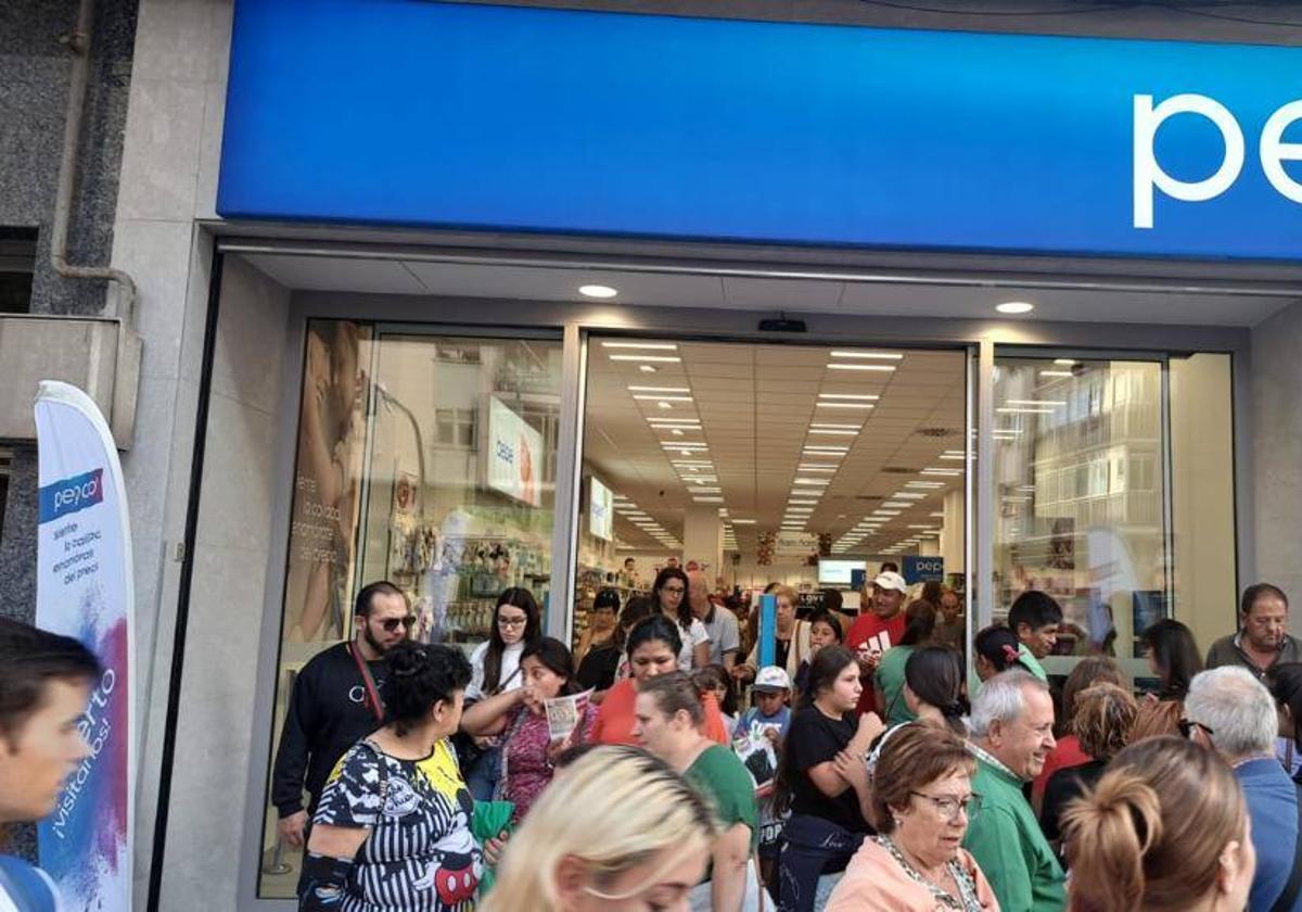 La entrada de Pepco en Burgos este miércoles.