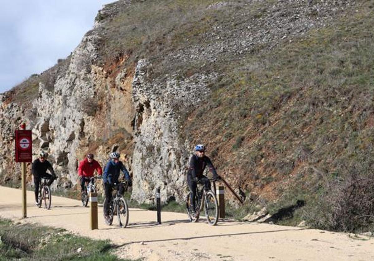 Vía Verde a su paso por la comarca de La Bureba.