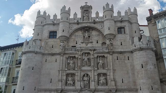 Imagen antes - Y si Burgos fuera Minas Tirith de &#039;El Señor de los Anillos&#039;