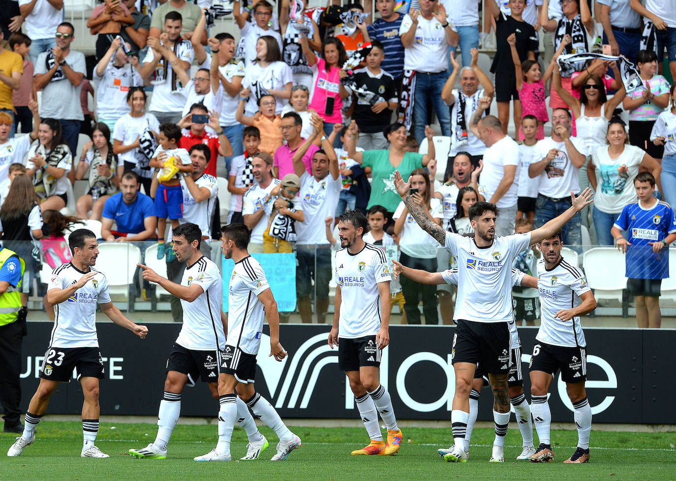 El límite salarial del Burgos CF ha aumentado esta temporada.