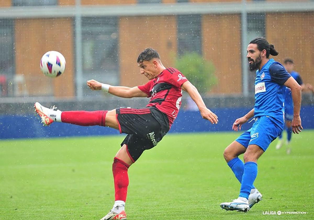 Edwards ajusticia al Mirandés en un minuto