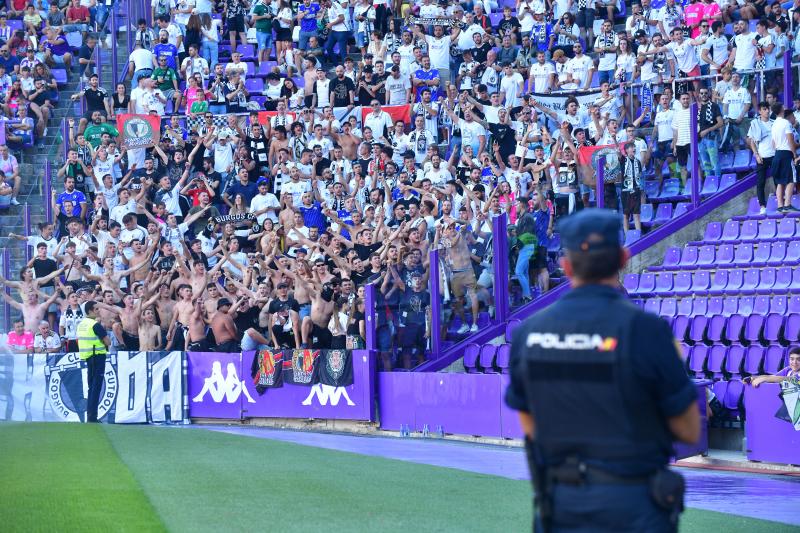 El derbi entre el Real Valladolid y el Burgos CF, en imágenes