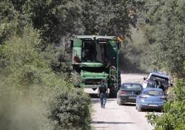 La Guardia Civil, en Corrales de Duero tras la detención del autor del secuestro.