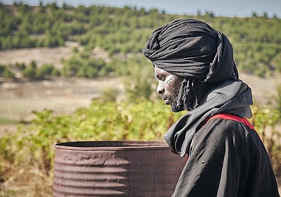 Fotograma de 'Obayifo 2', rodada en parte en Fresno de Río Tirón, Burgos.