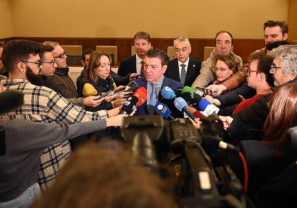 Luis Miguel González Gago, Luis Miguel González Gago, atiende a los medios de comunicación en Burgos.