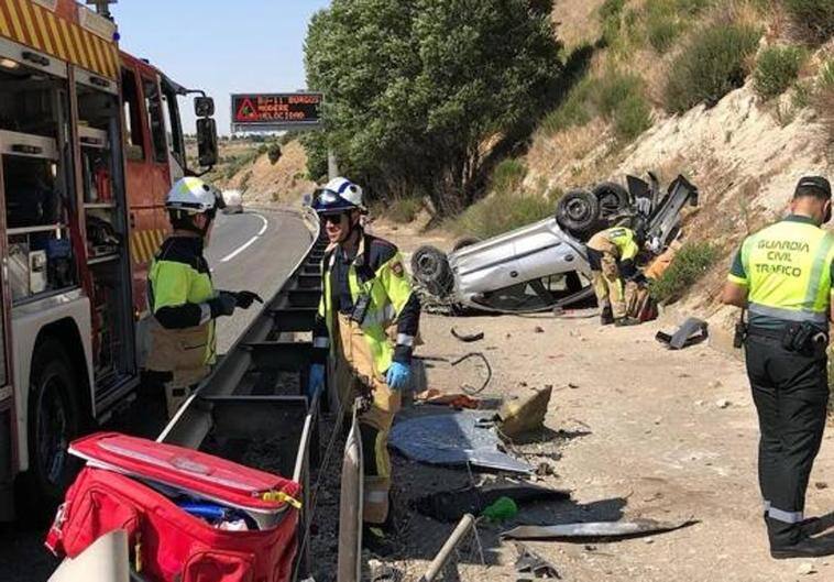 Imagen de archivo de un accidente ocurrido en las carreteras burgalesas en 2022.