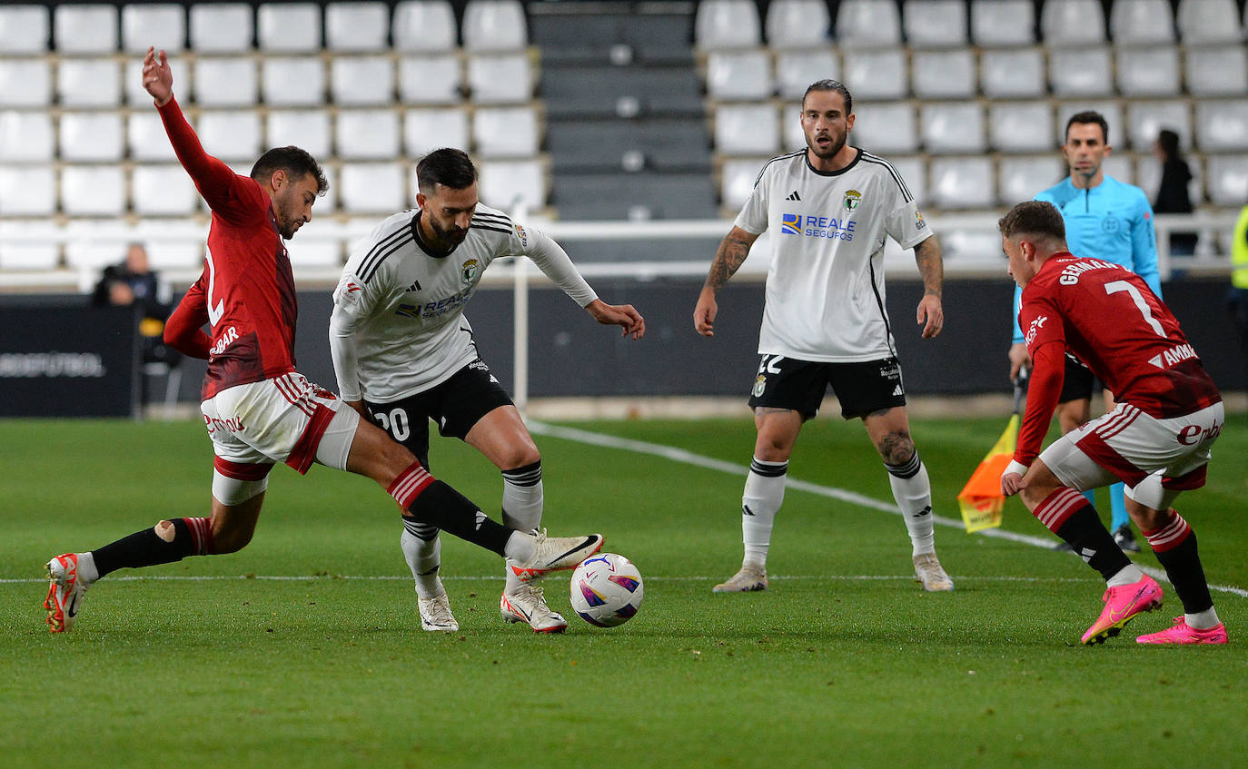 El empate del Burgos CF frente al Zaragoza, en imágenes