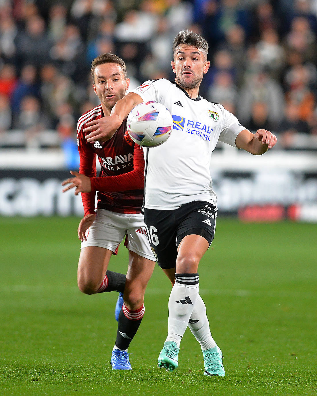 El empate del Burgos CF frente al Zaragoza, en imágenes