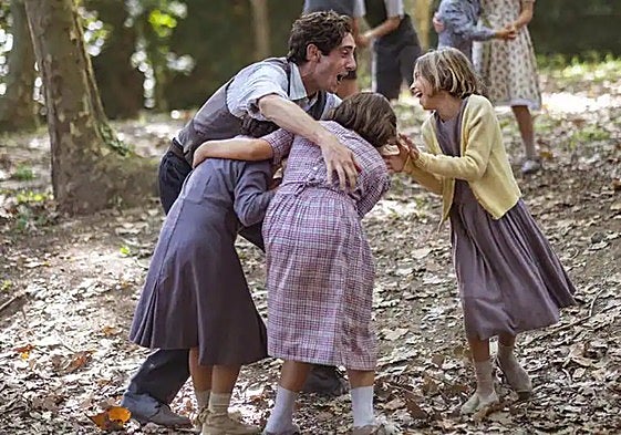 Fotograma de 'El maestro que prometió el mar'