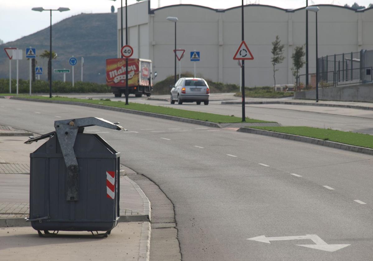 La recogida de basuras en los polígonos se realizará puerta a puerta.