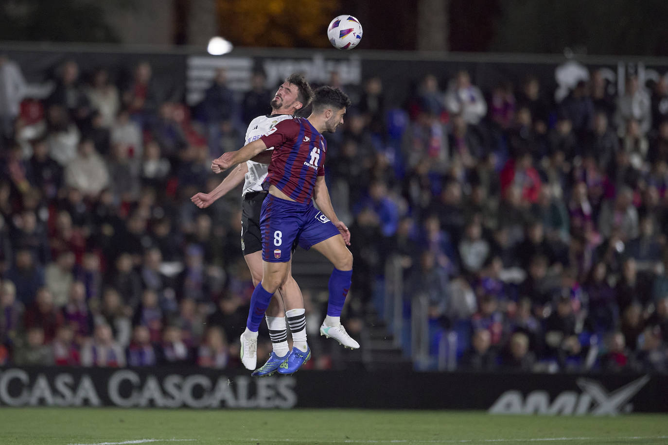 El Burgos CF se desdibuja en Elda