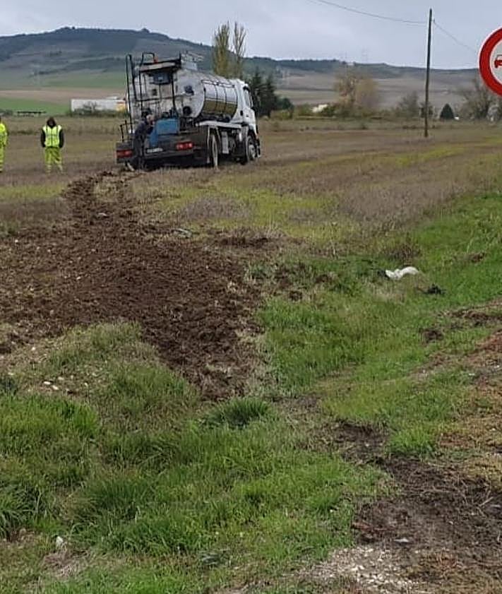 Imagen secundaria 2 - Lugar del accidente en Quintanilla Vivar.