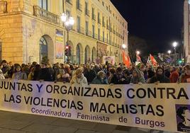 La manifestación contra la violencia contra la mujer ha congregado a miles de personas en Burgos.