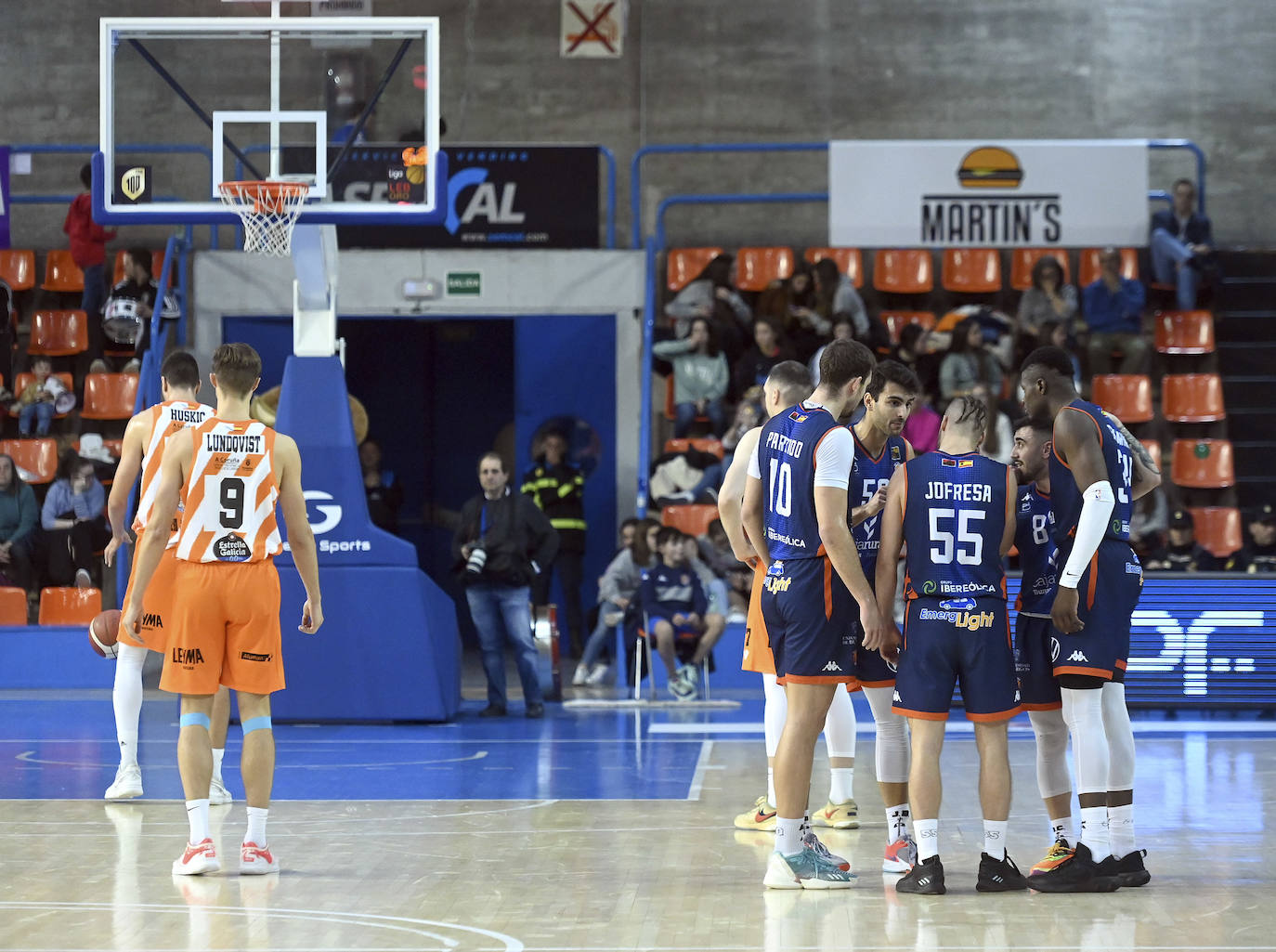 La derrota del Tizona frente al Coruña, en imágenes