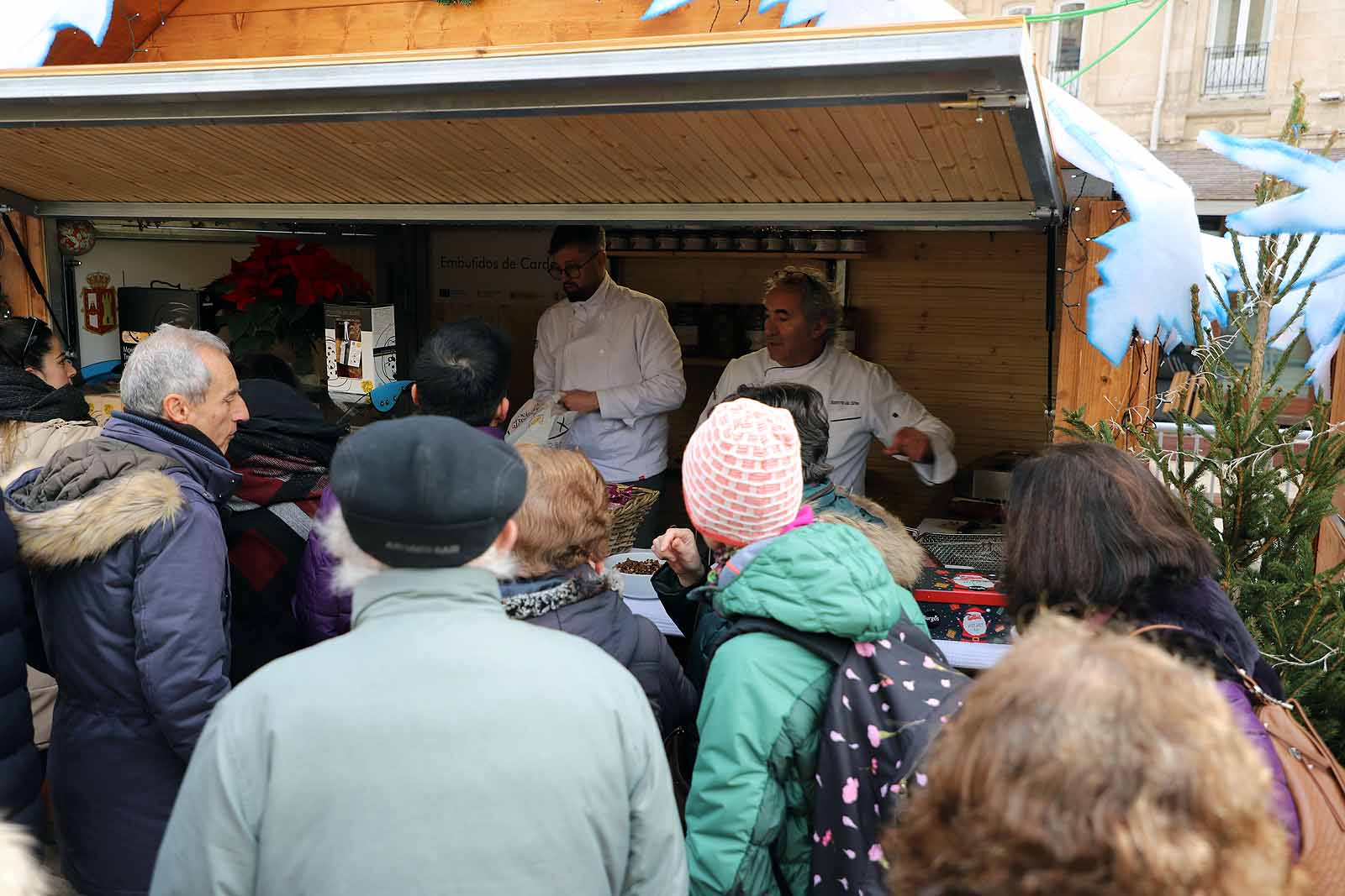 Así es el mercado navideño de Burgos Alimenta