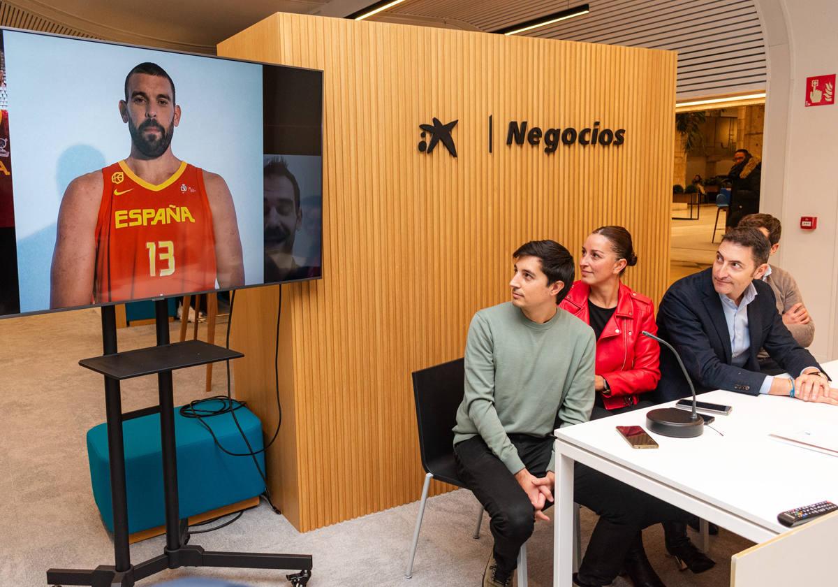 Basketball Christmas Edition, con la presencia de Marc Gassol en la pantalla.