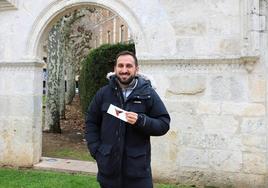 Roberto Alcalde con su sonrisa de cartón.