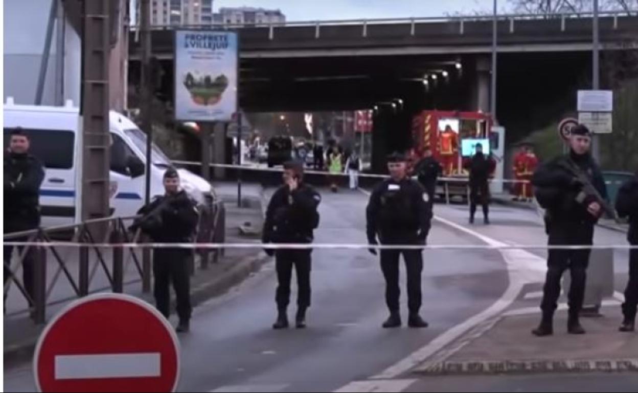 Al menos cinco heridos en un ataque con arma blanca en una estación de tren de París