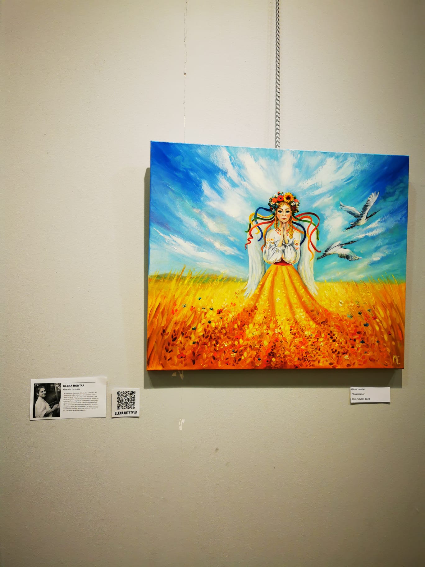 Fotos: Artistas ucranianos exponen en la Biblioteca Miguel de Cervantes de Burgos