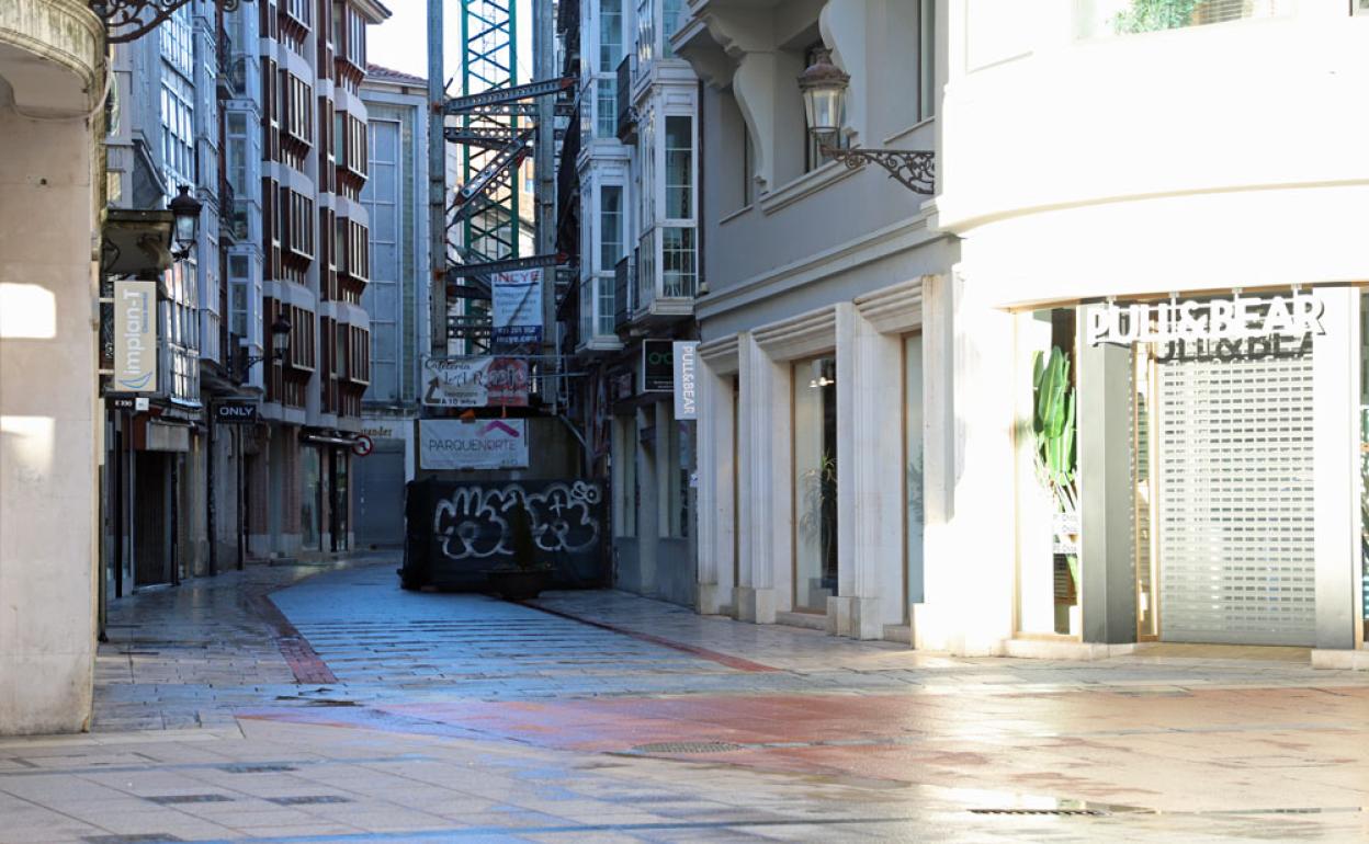 El suceso tuvo lugar en Entremercados con Plaza Mayor y Almirante Bonifaz.