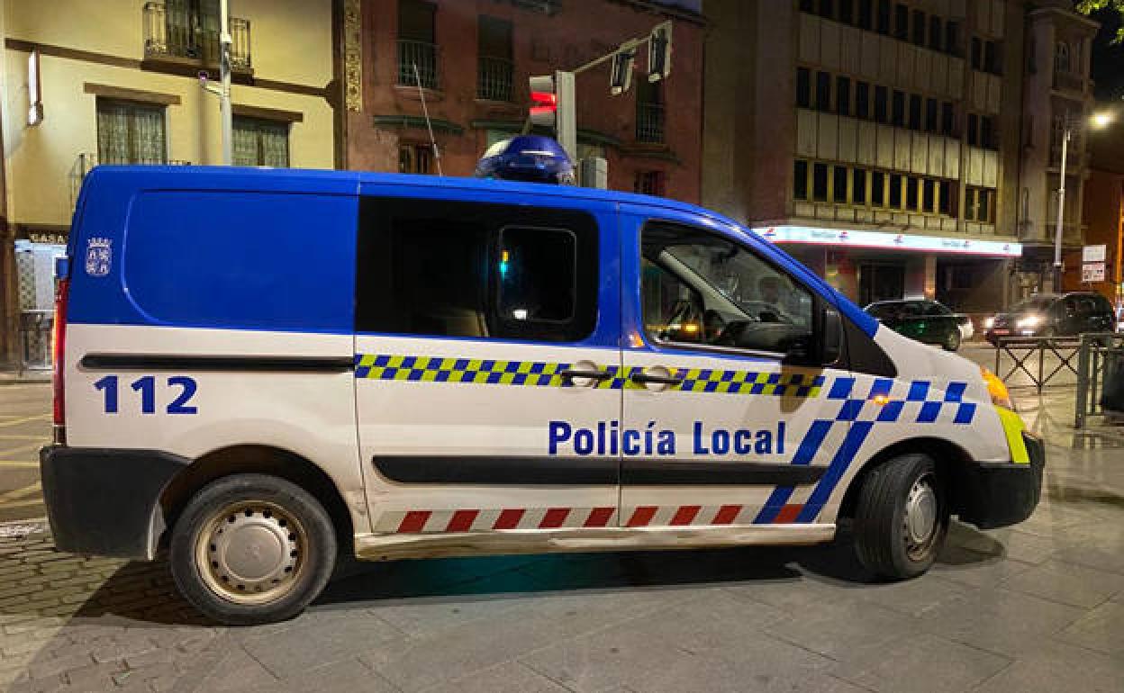 Vehículo de la Policía Local de Aranda de Duero. 