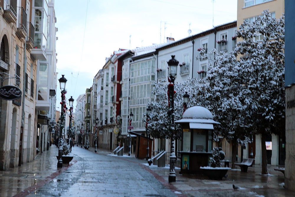 Fotos: La nieve llega a Burgos