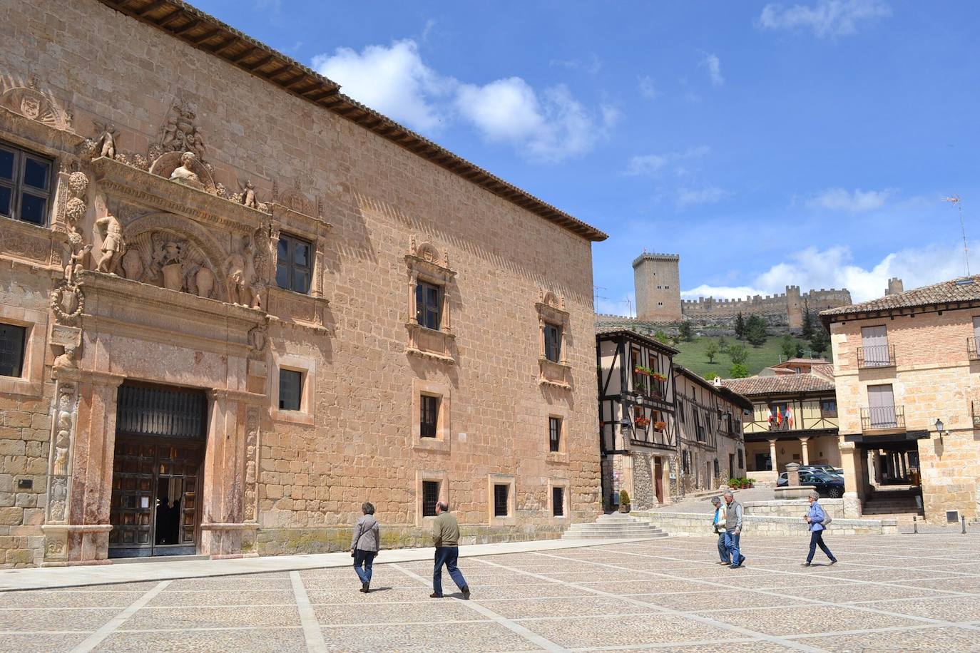 Fotos: Los turistas eligen Peñaranda de Duero