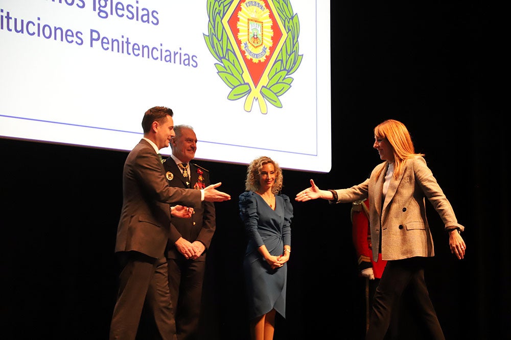 Fotos: La Policía Local de Burgos entrega distinciones y reconocimientos por el Patrón de 2023