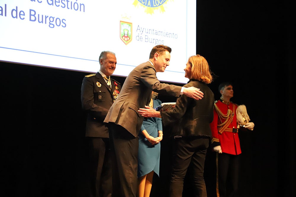 Fotos: La Policía Local de Burgos entrega distinciones y reconocimientos por el Patrón de 2023