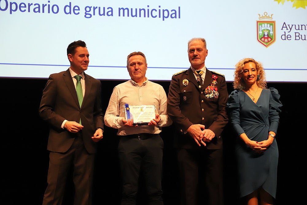 Fotos: La Policía Local de Burgos entrega distinciones y reconocimientos por el Patrón de 2023