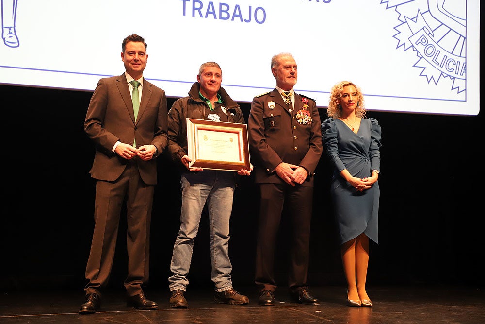 Fotos: La Policía Local de Burgos entrega distinciones y reconocimientos por el Patrón de 2023