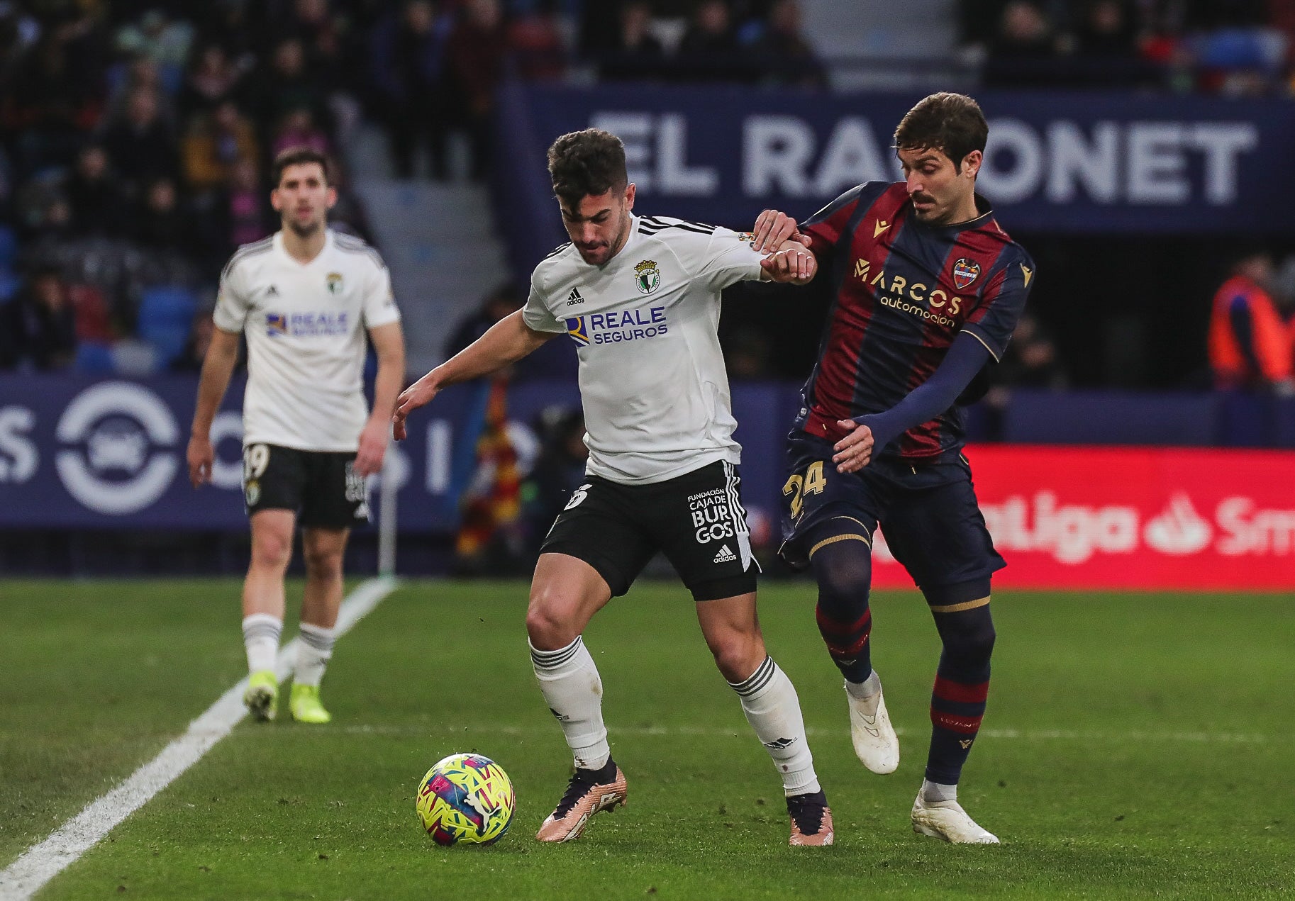 Fotos: El Burgos CF cae ante el Levante UD