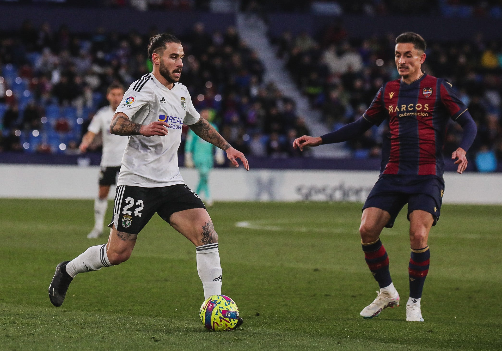 Fotos: El Burgos CF cae ante el Levante UD