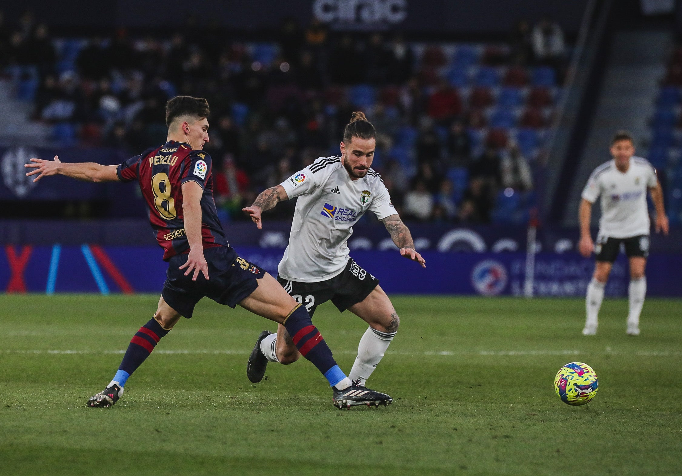 Fotos: El Burgos CF cae ante el Levante UD