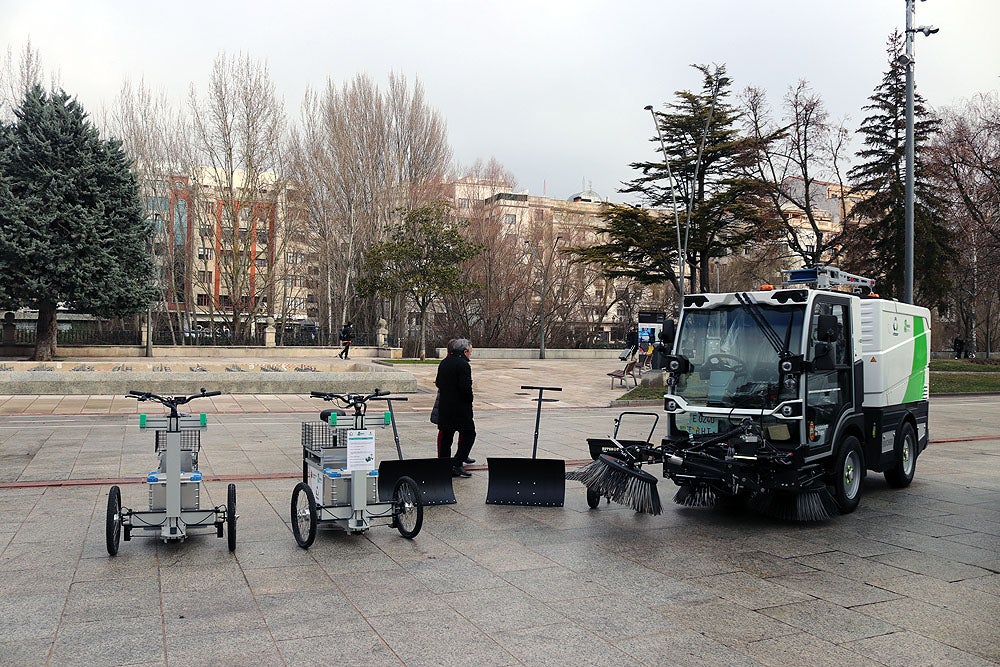 Fotos: Llegan a Burgos los nuevos vehículos para la recogida de basuras y la limpieza viaria